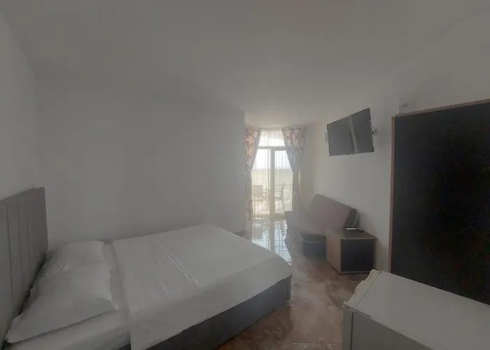 La Perla Bianca Resort 3*