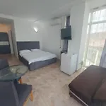 Semesteranläggning (resort) La Perla Bianca 3*