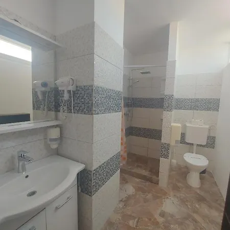 Ośrodek wypoczynkowy La Perla Bianca 3*