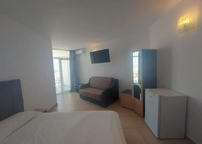 La Perla Bianca Complex