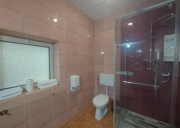 Feriested La Perla Bianca 3*